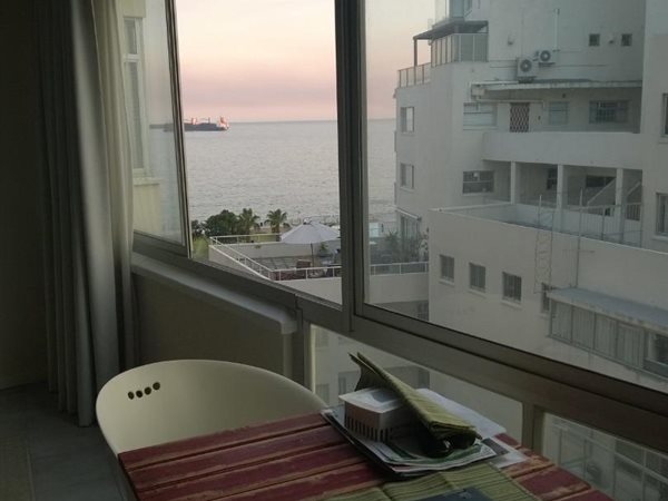 To Let 2 Bedroom Property for Rent in Sea Point Western Cape